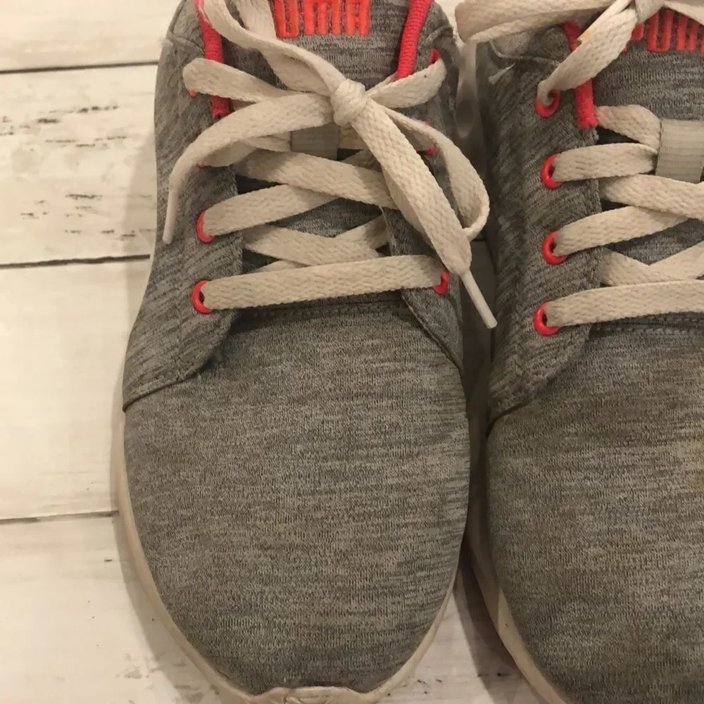 Puma Gray and Pink Everride knit sneakers